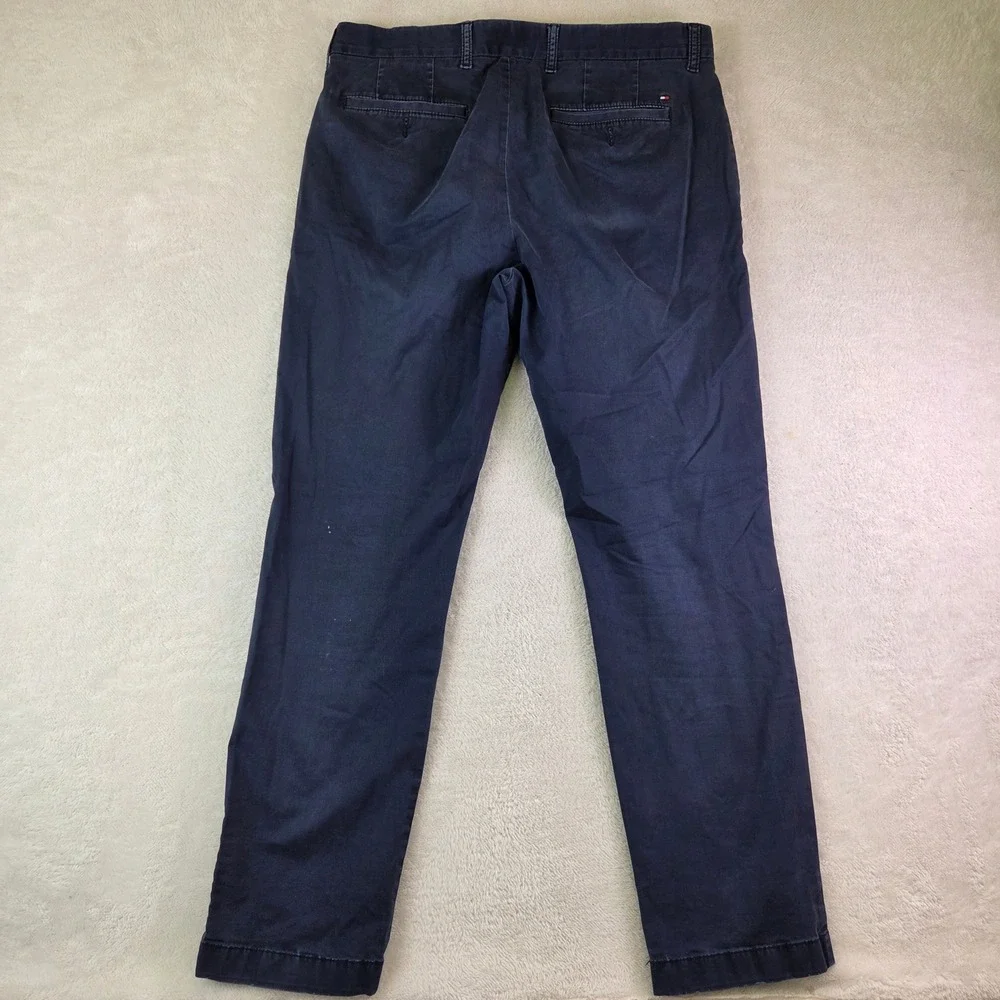 Tommy Hilfiger Tailored Fit Chino Pants Mens 34/32 Navy Blue Cotton Twill 3036